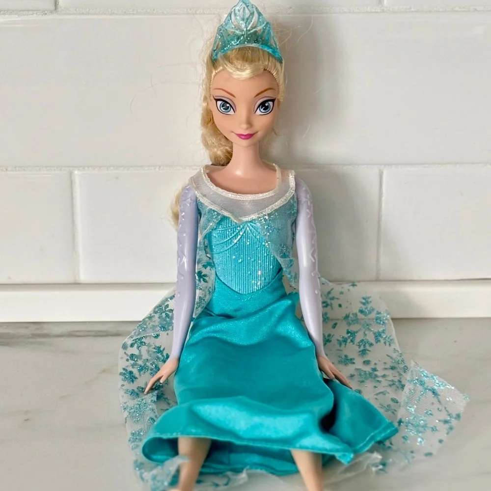 Disney queen elsa